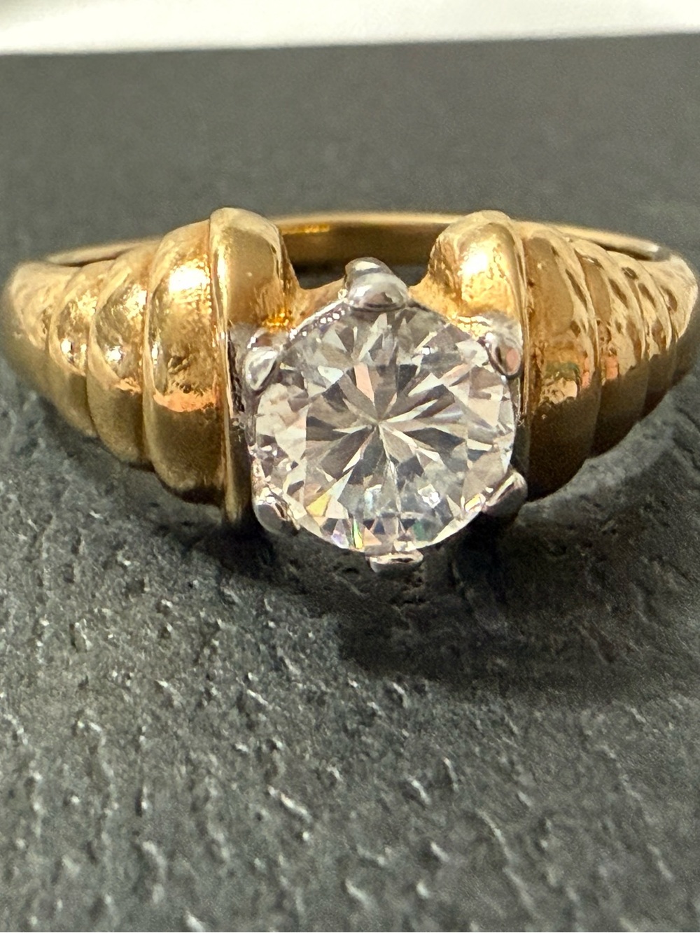 Lindberg Co. size 10 Classic Gold Solitaire Ring with Clear Stone
